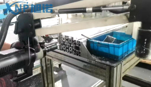 铝合金型材攻牙尺寸大小与什么有关？