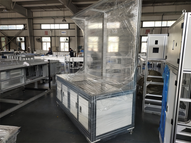 加工组装91看片APP大全实验室工作台